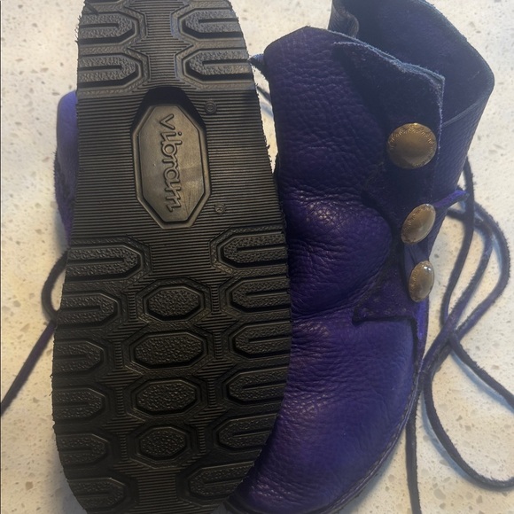 Vibram Deep Purple Leather Footwear